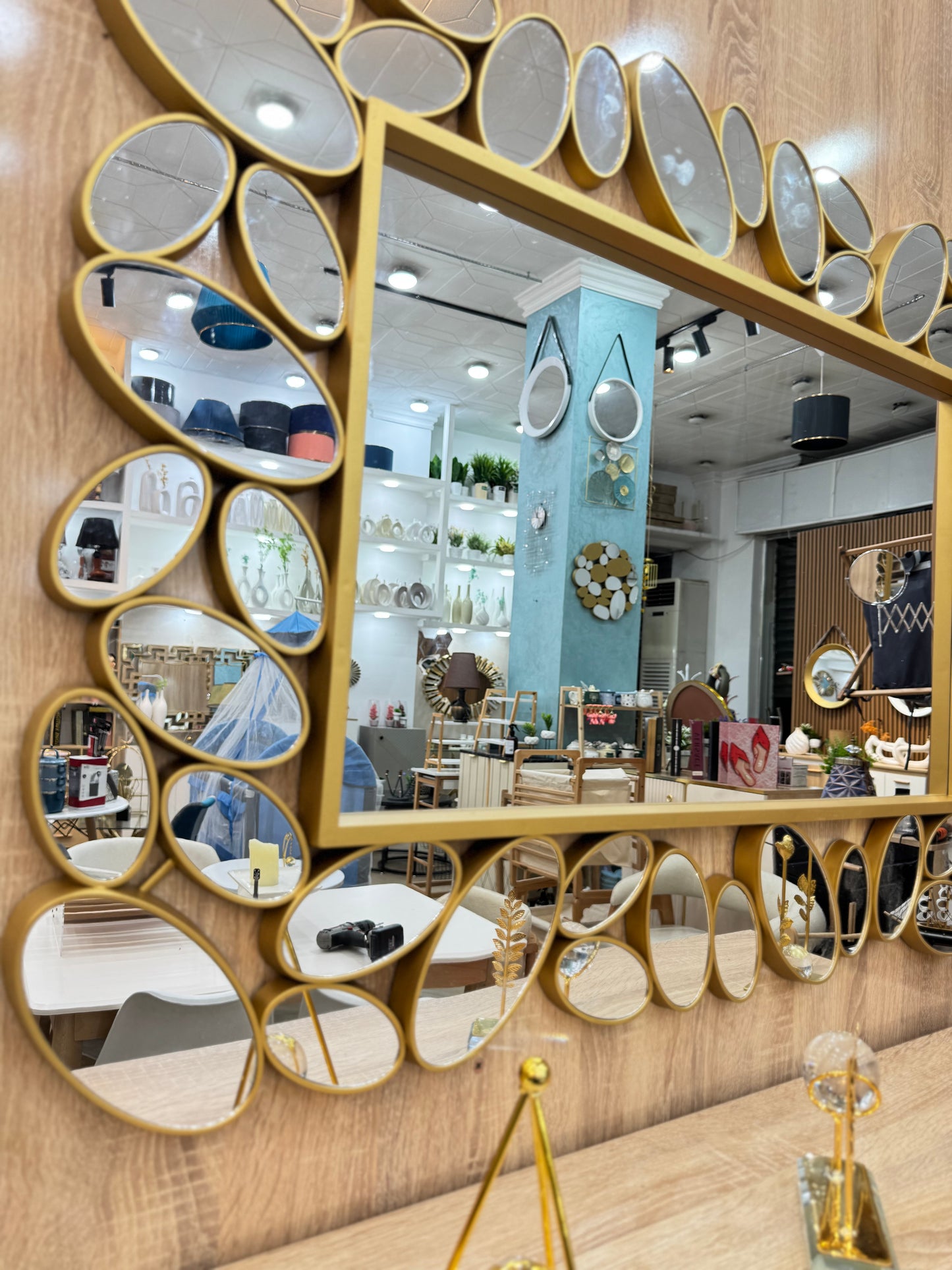 Meuble a chaussures + miroir