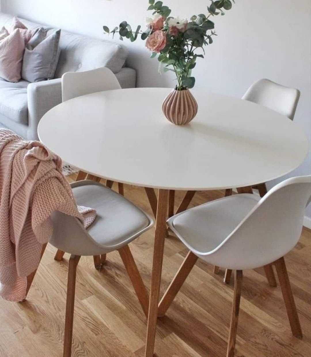 Table ronde 100cm 4 chaises