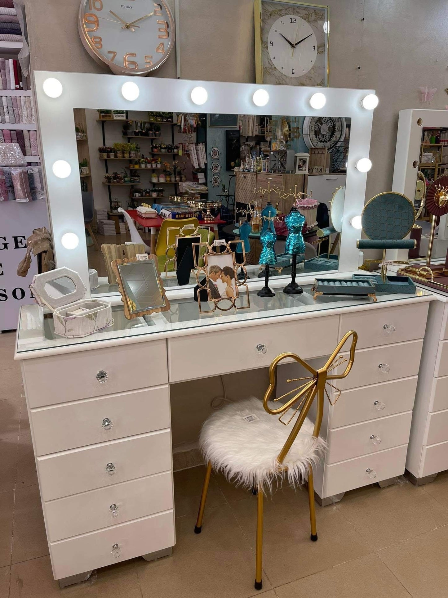 Coiffeuse hollywoodienne GM