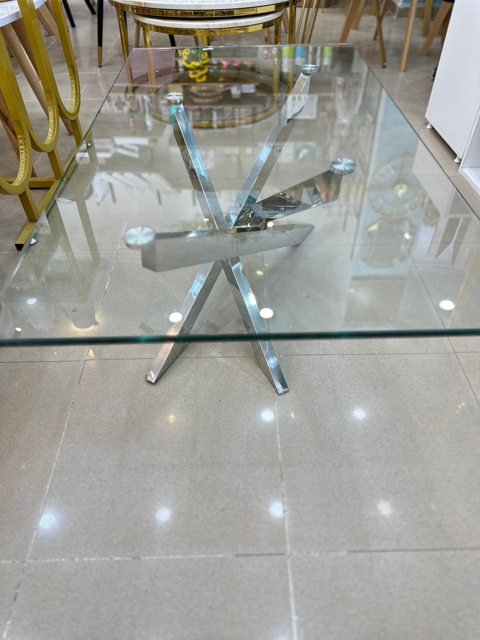 Table basse pied argent inoxydable